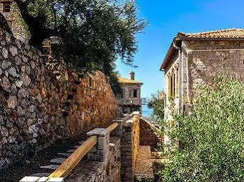 Villa Diotima Homes
